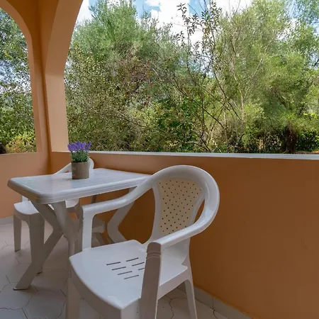 Villa Olive Apartments Ypsos Exteriér fotografie