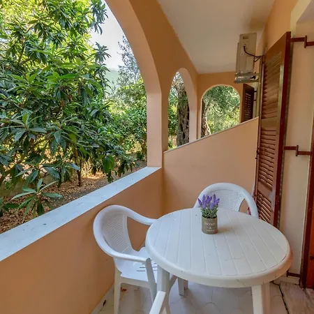 Villa Olive Apartments Ypsos Exteriér fotografie